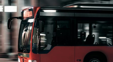 Przewozy Polska–Niemcy – jak wybrać sprawdzoną firmę transportową?